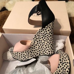 Pink and Polka Dot Wedges Size 9